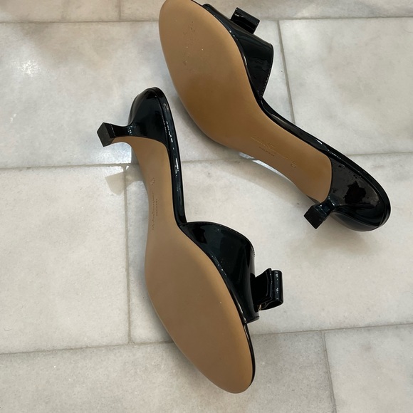 Salvatore Ferragamo Ginostra Sandals. Women’s size 9. NWT/NIB. - Picture 8 of 12